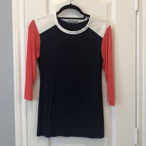 Loveappella 3/4 sleeve shirt, size small